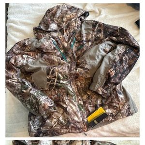 Cabelas womens outfither hunting camo jacket and pants 2xl